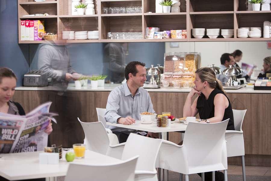Canberra Parklands Central Apartment Hotel Restaurant foto